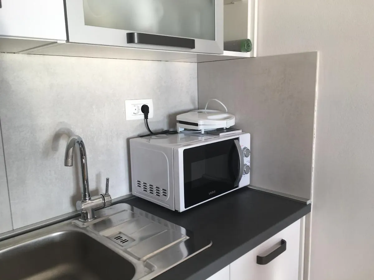 Swimming Apartment Rijeka 0*,