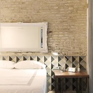 Architecture & Design In Triana Apartment Seville